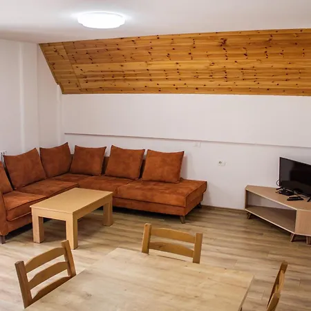 Bujtinat E Lugines Apartmanhotel 4*