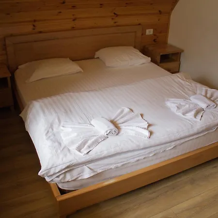 Bujtinat E Lugines 4* Valbone