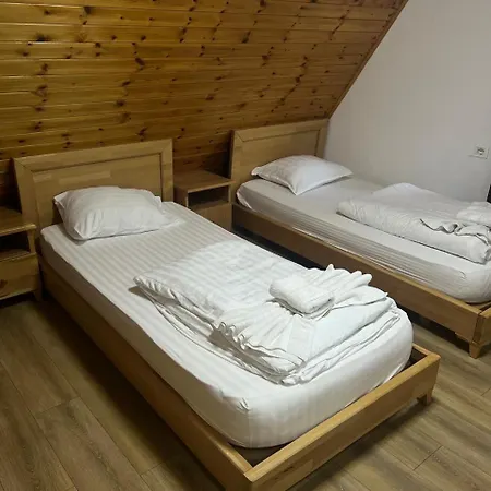 Bujtinat E Lugines 4* Valbone