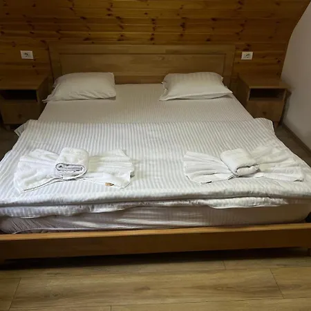 Bujtinat E Lugines Appart hôtel Valbone