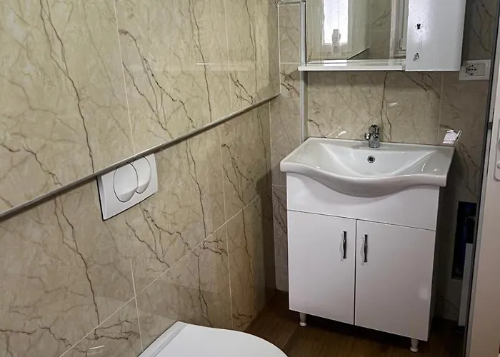 Bujtinat E Lugines Aparthotel Valbone