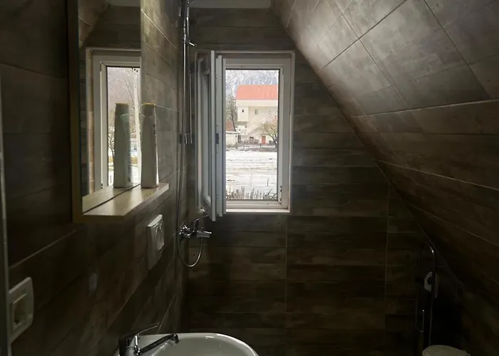 Aparthotel Bujtinat E Lugines Valbone