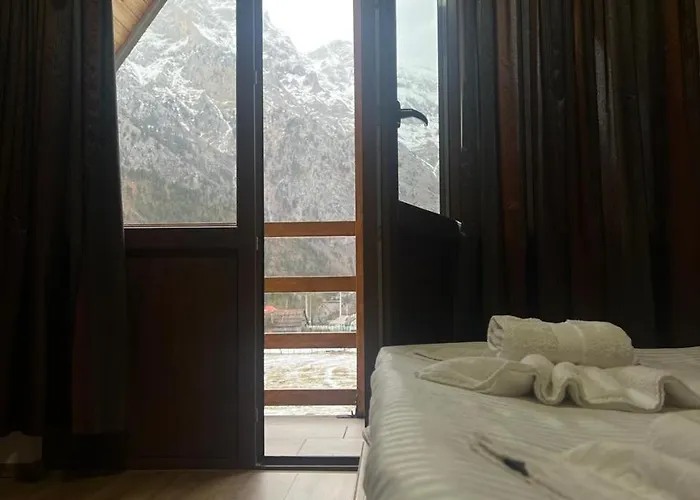 Bujtinat E Lugines 4* Valbone